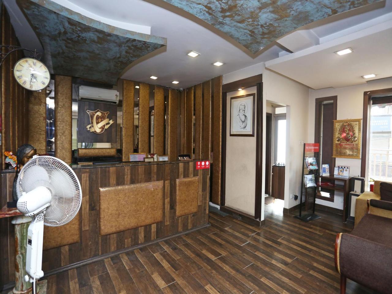 Hotel Clark Heights 뉴델리 외부 사진