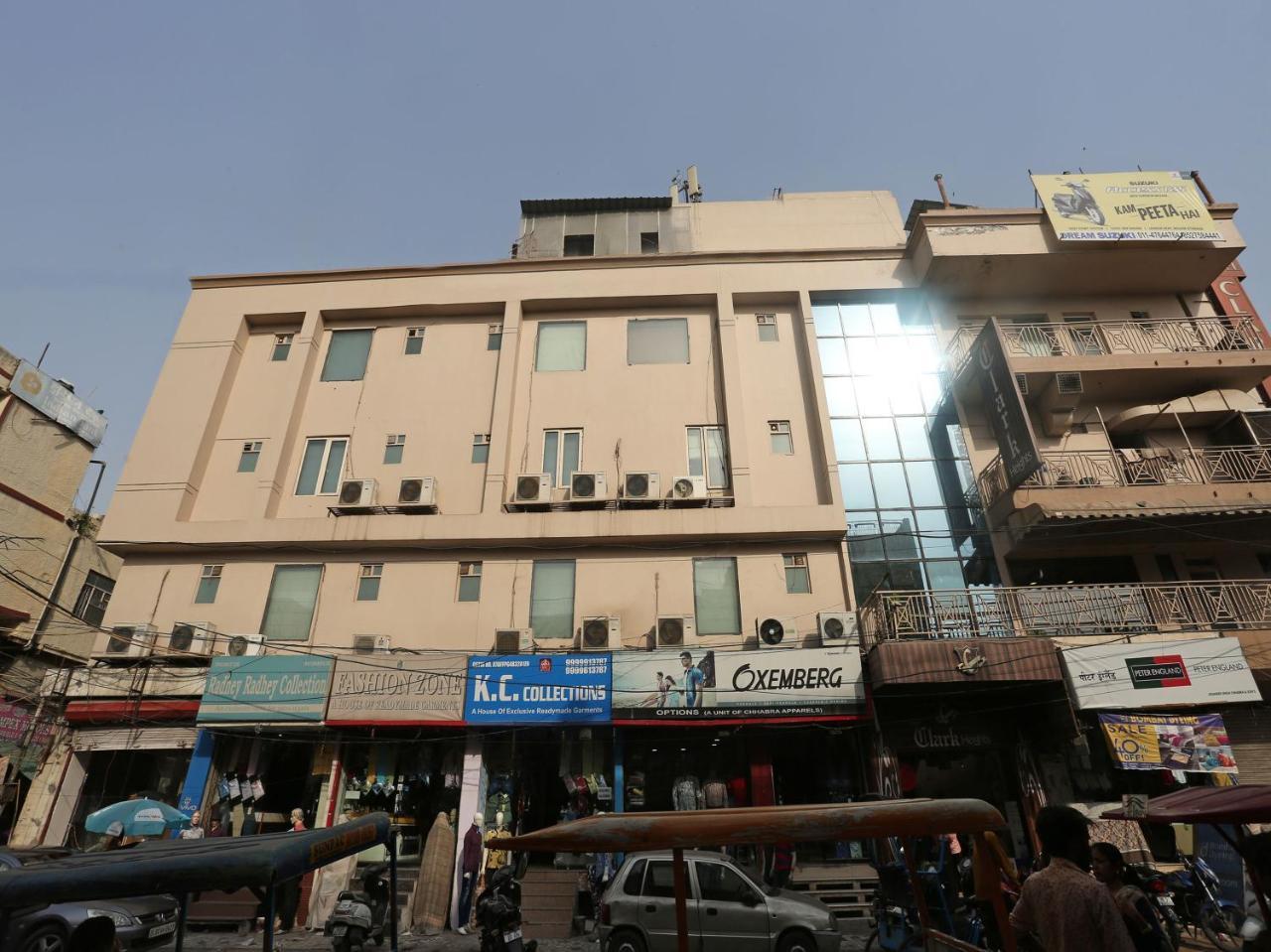 Hotel Clark Heights 뉴델리 외부 사진