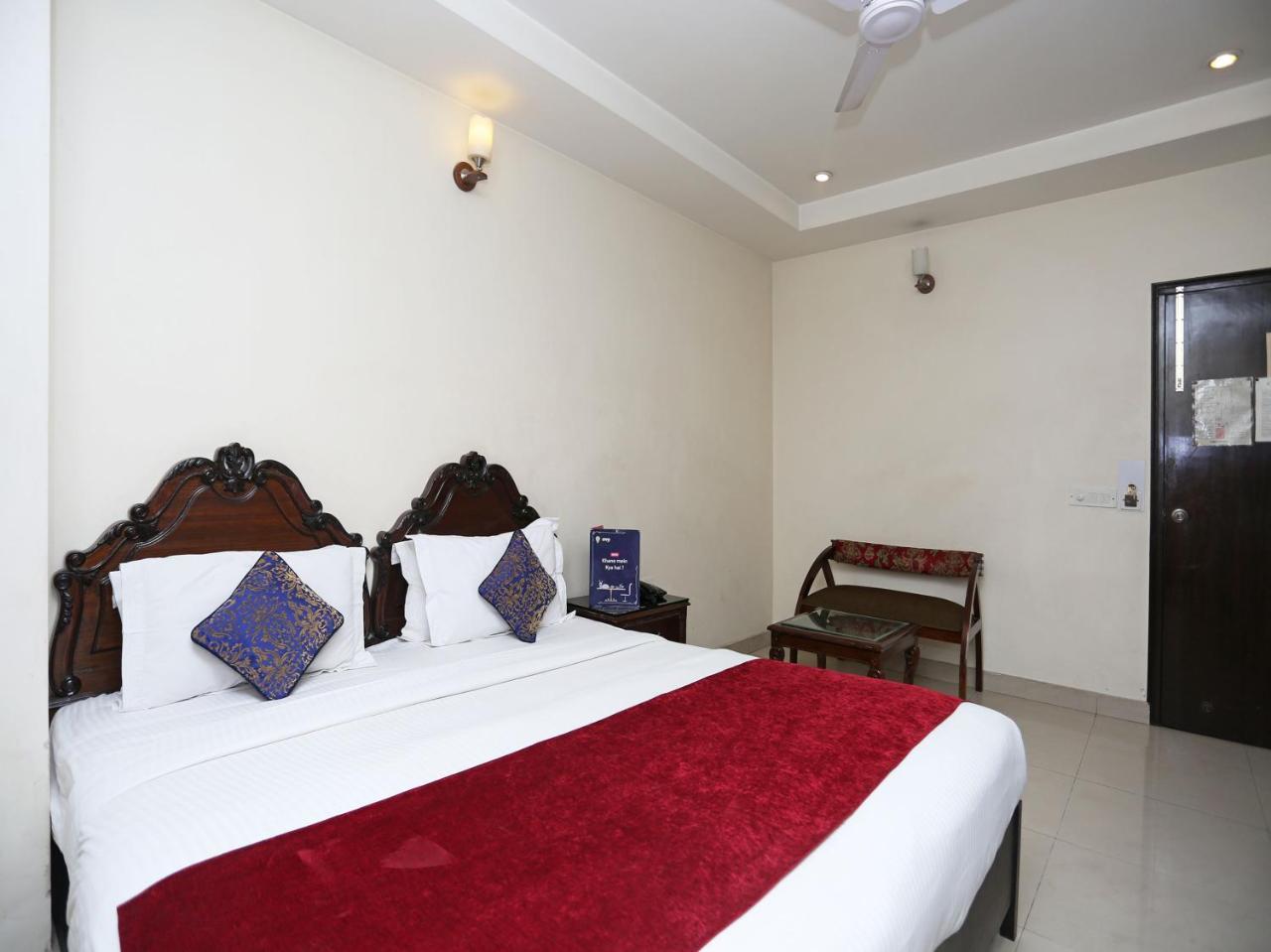 Hotel Clark Heights 뉴델리 외부 사진