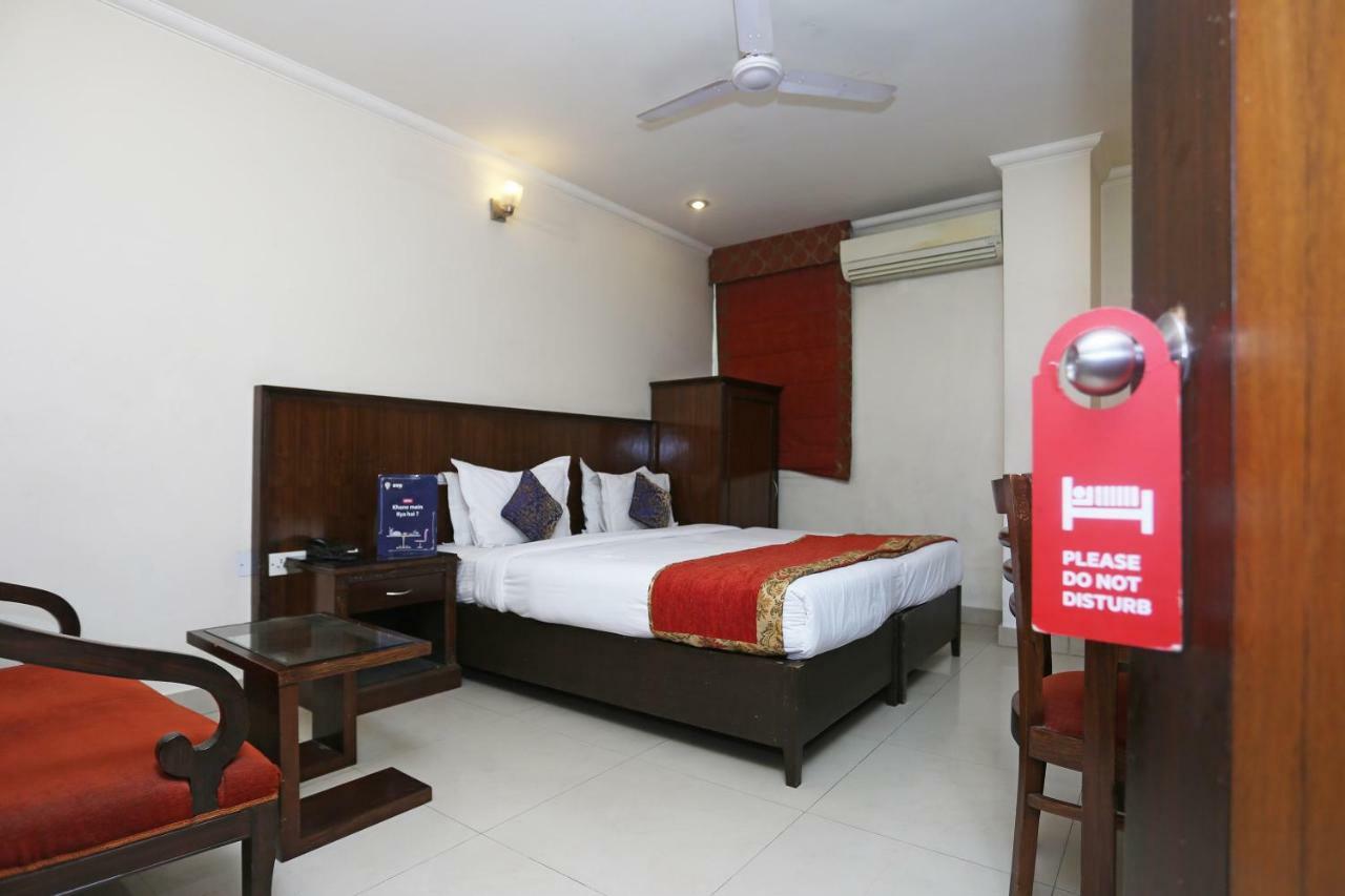 Hotel Clark Heights 뉴델리 외부 사진